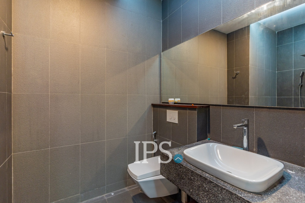 5 Bedroom Villa For Rent - Boeung Kak 2, Phnom Penh - Image 17