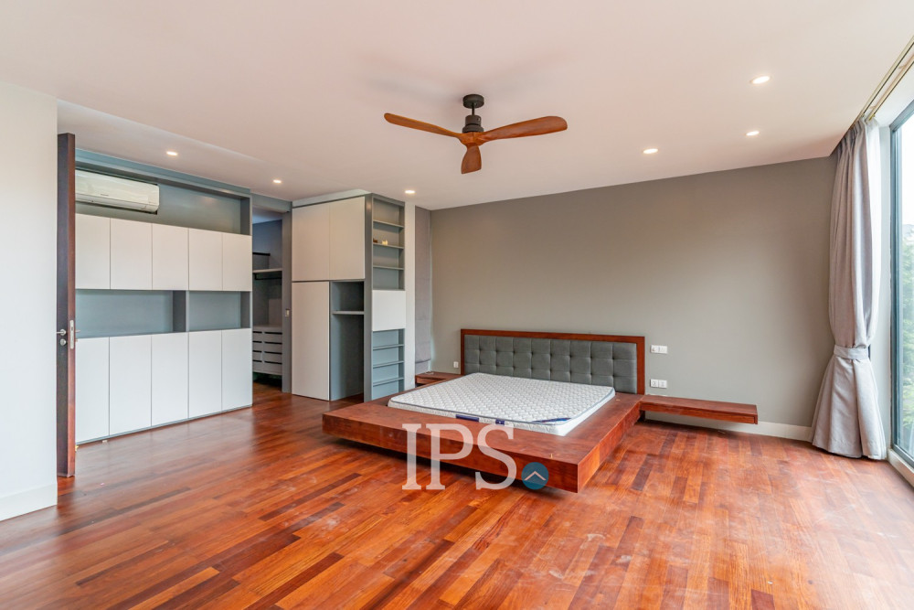5 Bedroom Villa For Rent - Boeung Kak 2, Phnom Penh - Image 29