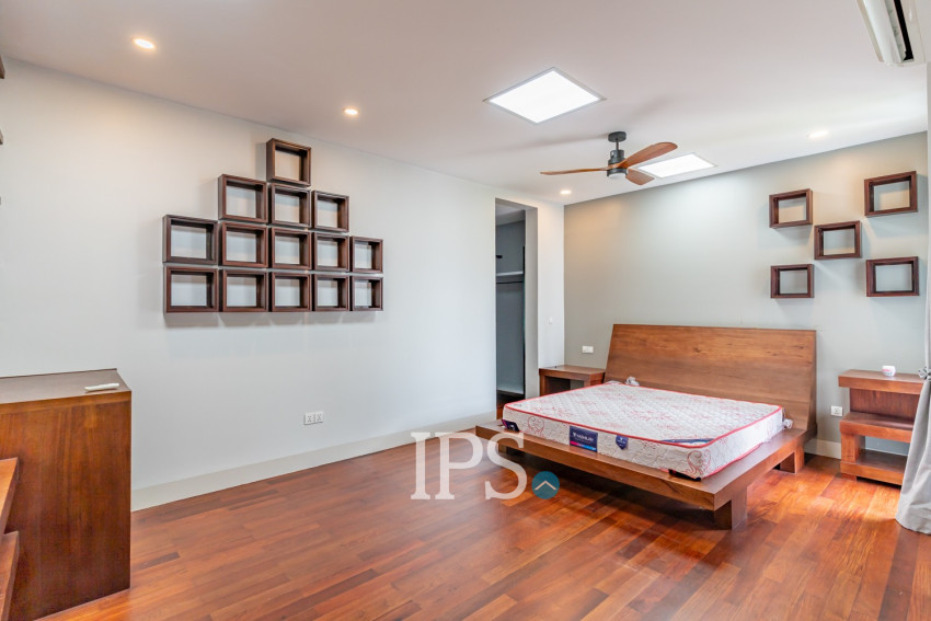 5 Bedroom Villa For Rent - Boeung Kak 2, Phnom Penh