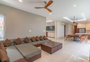 5 Bedroom Villa For Rent - Boeung Kak 2, Phnom Penh thumbnail