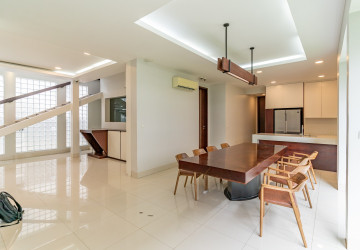 5 Bedroom Villa For Rent - Boeung Kak 2, Phnom Penh thumbnail