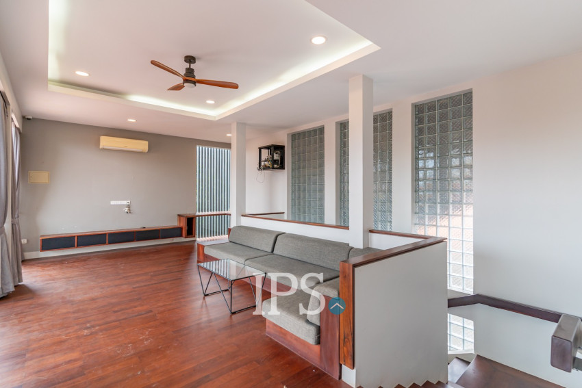 5 Bedroom Villa For Rent - Boeung Kak 2, Phnom Penh