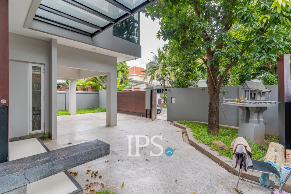 5 Bedroom Villa For Rent - Boeung Kak 2, Phnom Penh - Image 52