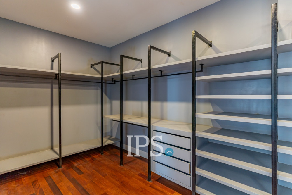 5 Bedroom Villa For Rent - Boeung Kak 2, Phnom Penh - Image 37