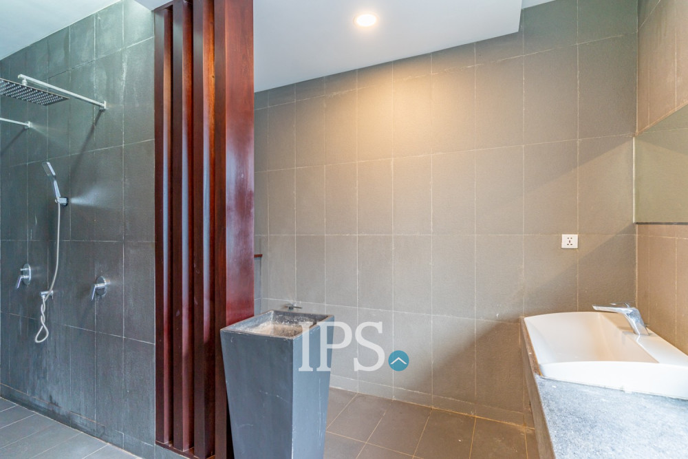 5 Bedroom Villa For Rent - Boeung Kak 2, Phnom Penh - Image 49