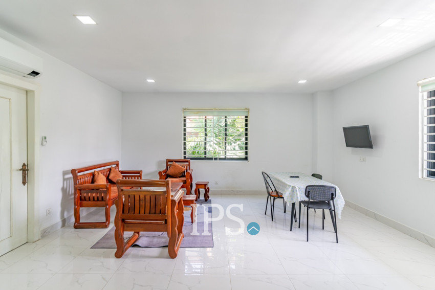 1 Bedroom Serviced Apartment For Rent - Phsar Daeum Thkov, Phnom Penh