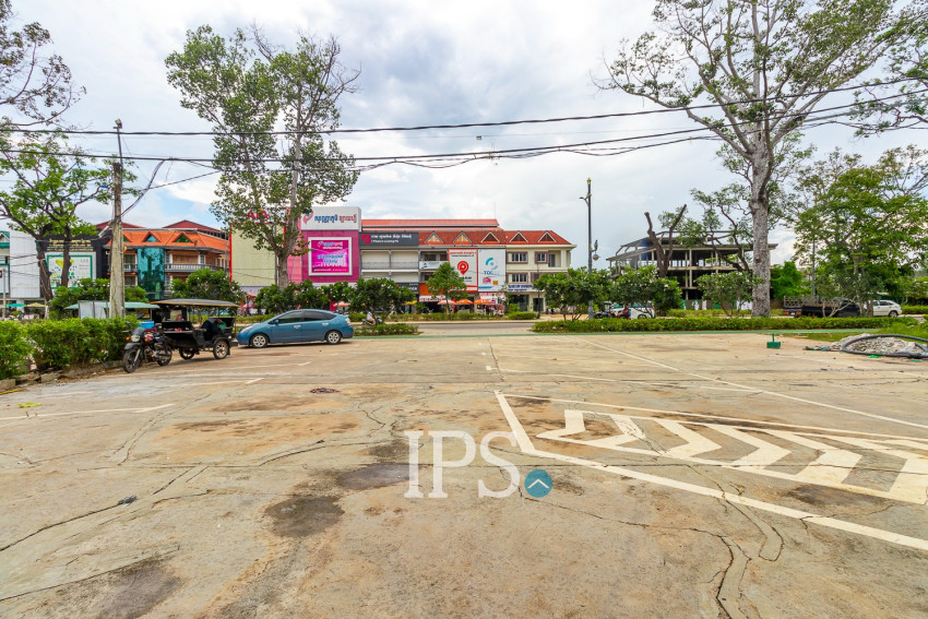 1,800 Sqm Commercial Building For Rent - Slor Kram, Siem Reap