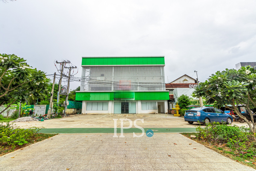 1,800 Sqm Commercial Building For Rent - Slor Kram, Siem Reap