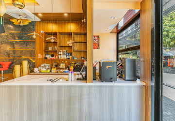 290 Sqm Retail Space For Rent - BKK1, Phnom Penh thumbnail