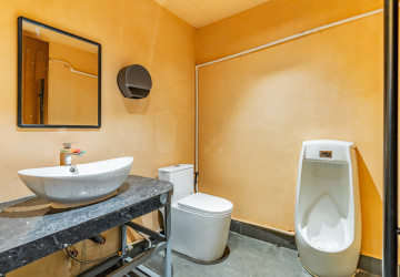 290 Sqm Retail Space For Rent - BKK1, Phnom Penh thumbnail