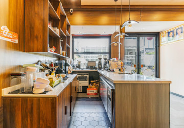 290 Sqm Retail Space For Rent - BKK1, Phnom Penh thumbnail