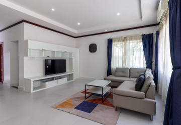 3 Bedroom Villa For Rent - Melbourne Residence, Sra Ngae, Siem Reap thumbnail