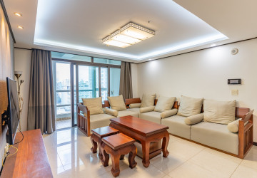 9th Floor 3 Bedroom Condo For Sale - De Castle Royal, BKK1, Phnom Penh thumbnail