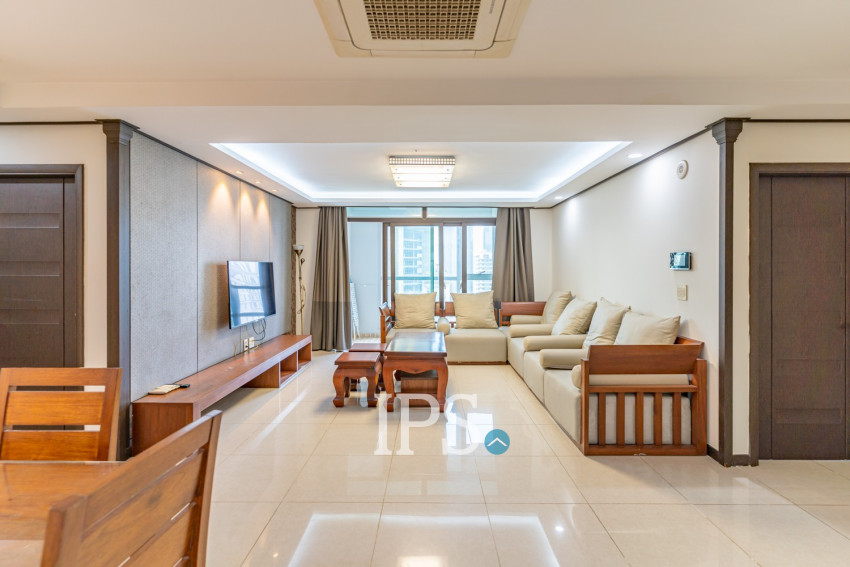 9th Floor 3 Bedroom Condo For Sale - De Castle Royal, BKK1, Phnom Penh