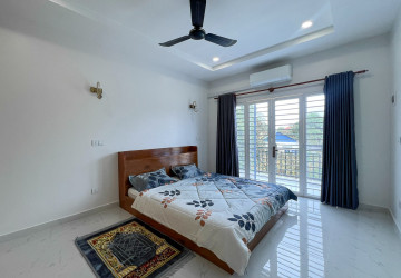 1 Bedroom Apartment For Rent - Svay Dangkum, Siem Reap thumbnail