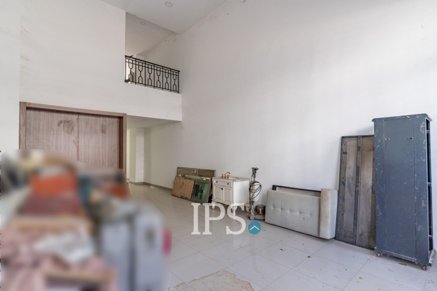 4 Bedroom Shophouse For Rent - Chak Angrae Krom, Phnom Penh