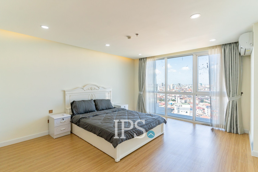 Duplex 3 Bedroom Penthouse Serviced Condo For Rent - Veal Vong, Phnom Penh