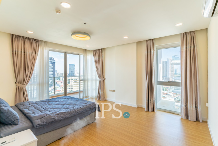 3 Bedroom Serviced Condo For Rent - Veal Vong, Phnom Penh