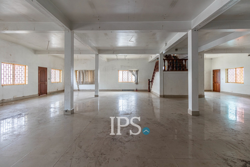 3 Storey Shophouse For Sale - Svay Dangkum, Siem Reap - Image 8