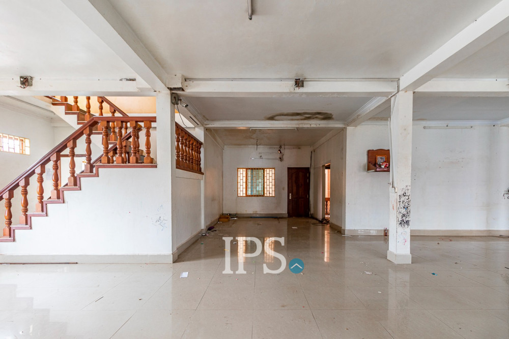 3 Storey Shophouse For Sale - Svay Dangkum, Siem Reap - Image 14