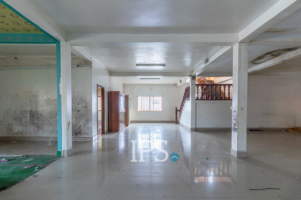 3 Storey Shophouse For Sale - Svay Dangkum, Siem Reap - Image 12