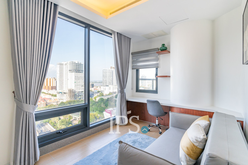 2 Bedroom Condo For Rent - The Penthouse, Tonle Bassac, Phnom Penh