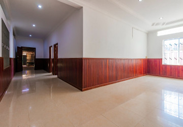 2 Bedroom Shophouse For Rent - Svay Dangkum, Siem Reap thumbnail