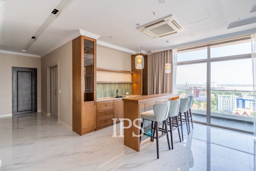 Luxury 3 Bedroom Serviced Apartment For Rent - Phsar Thmei 3, Daun Penh, Phnom Penh