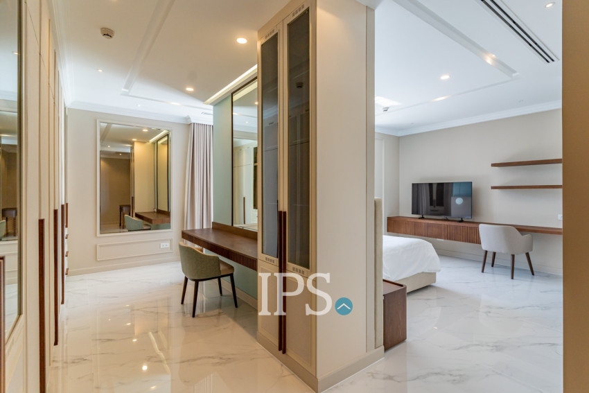 Luxury 3 Bedroom Serviced Apartment For Rent - Phsar Thmei 3, Daun Penh, Phnom Penh