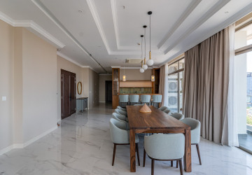 Luxury 3 Bedroom Serviced Apartment For Rent - Phsar Thmei 3, Daun Penh, Phnom Penh thumbnail