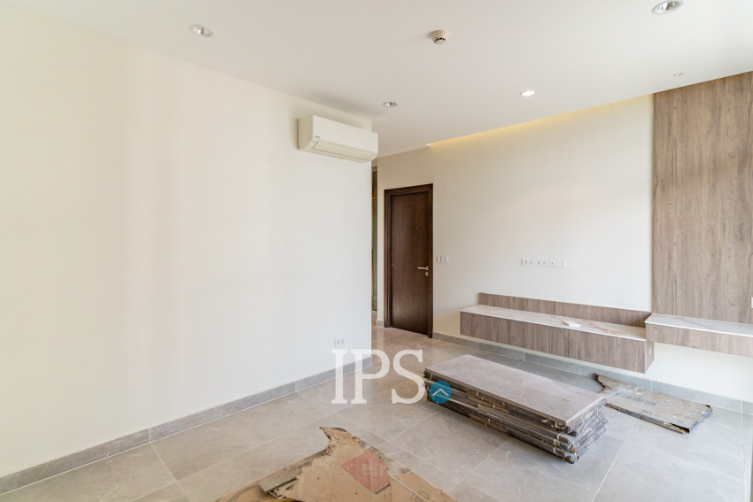 3 Bedroom Serviced Apartment For Rent - Phsar Thmei 3, Daun Penh, Phnom Penh