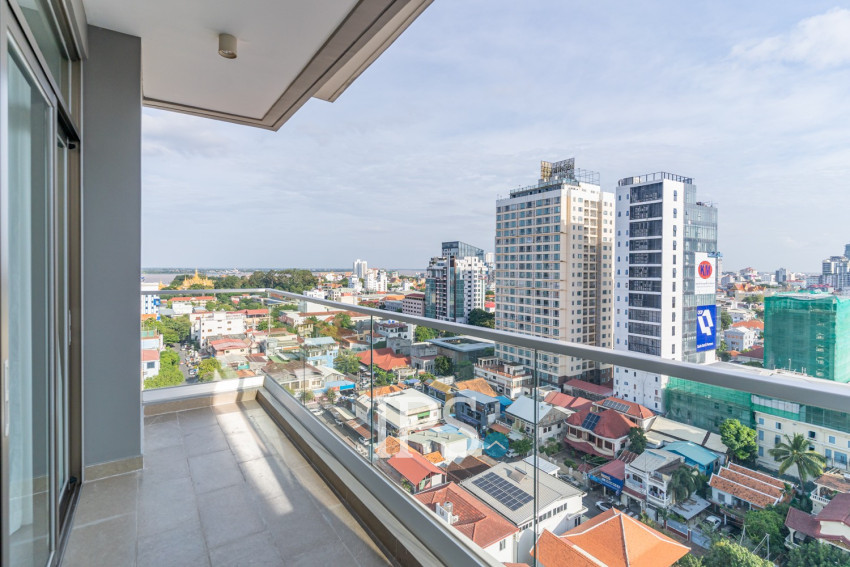 3 Bedroom Serviced Apartment For Rent - Phsar Thmei 3, Daun Penh, Phnom Penh