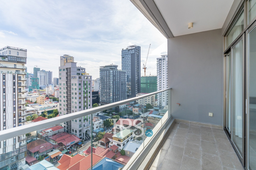 3 Bedroom Serviced Apartment For Rent - Phsar Thmei 3, Daun Penh, Phnom Penh