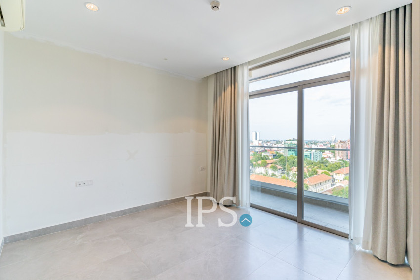 3 Bedroom Serviced Apartment For Rent - Phsar Thmei 3, Daun Penh, Phnom Penh