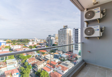 3 Bedroom Serviced Apartment For Rent - Phsar Thmei 3, Daun Penh, Phnom Penh thumbnail