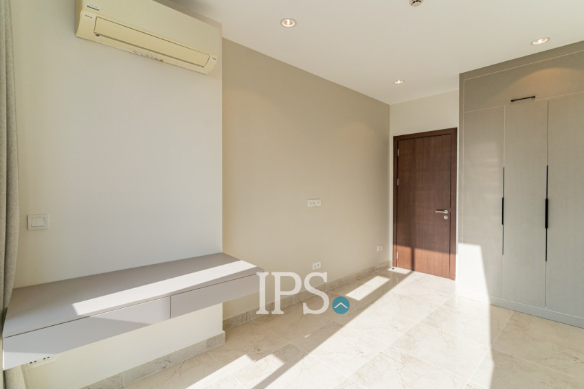 2 Bedroom Serviced Apartment For Rent - Phsar Thmei 3, Daun Penh, Phnom Penh