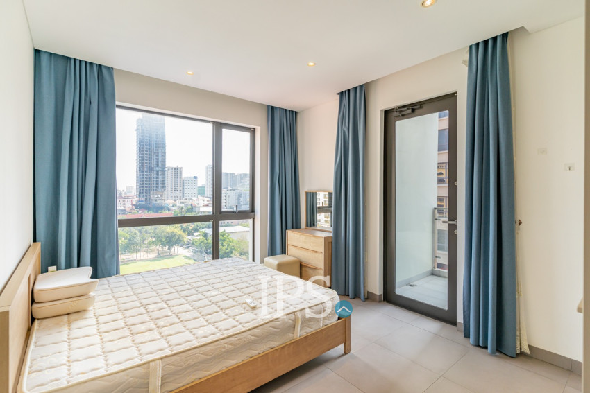 8th Floor 2 Bedroom Condo For Sale - Embassy Central, BKK1, Phnom Penh