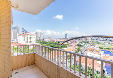 3 Bedroom Condo For Rent - Rose Condo, Tonle Bassac, Phnom Penh thumbnail