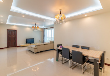 3 Bedroom Condo For Rent - Rose Condo, Tonle Bassac, Phnom Penh thumbnail