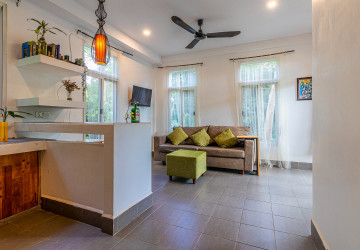 4-Villa Compound For Sale - Sala Kamreuk, Siem Reap thumbnail