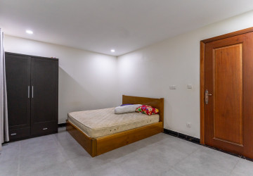 18 Room Apartment Building For Rent - Steung Meanchey 1, Khan Mean Chey, Phnom Penh thumbnail