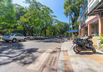 130 Sqm Retail Space For Rent - Angkor Trade Center, Siem Reap thumbnail