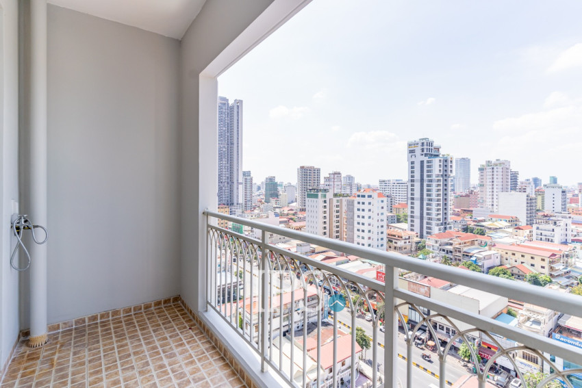 1 Bedroom Condo For Rent - De Castle Royal, BKK1, Phnom Penh