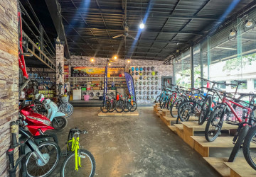 161 Sqm Commercial Shop For Rent - Svay Dangkum, Siem Reap thumbnail