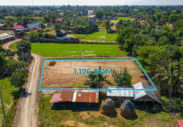 1,176 Sqm Residential Land For Sale - Sangkat Siem Reap, Siem Reap thumbnail