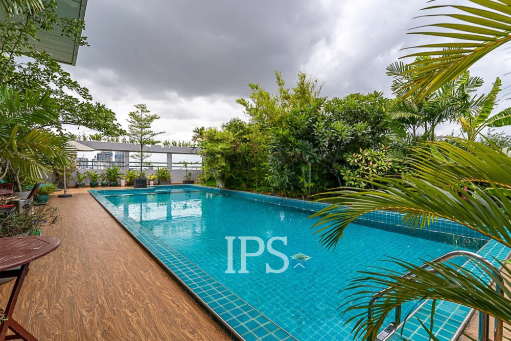 1 Bedroom Serviced Apartment For Rent - BKK1, Phnom Penh - Image 14