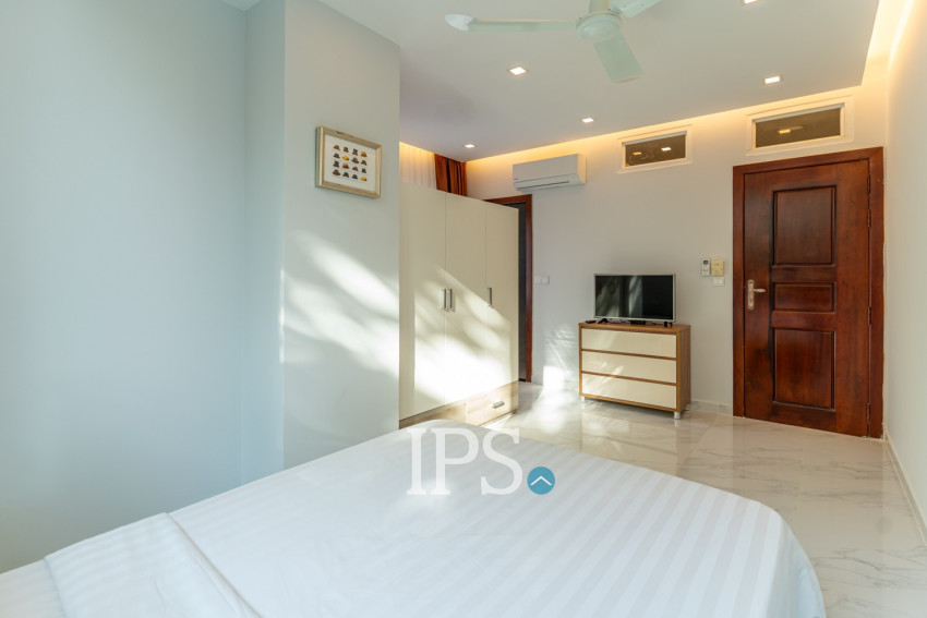 2 Bedroom Serviced Apartment For Rent - BKK1, Phnom Penh