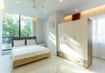 2 Bedroom Serviced Apartment For Rent - BKK1, Phnom Penh thumbnail