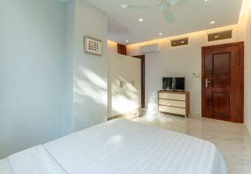 2 Bedroom Serviced Apartment For Rent - BKK1, Phnom Penh thumbnail