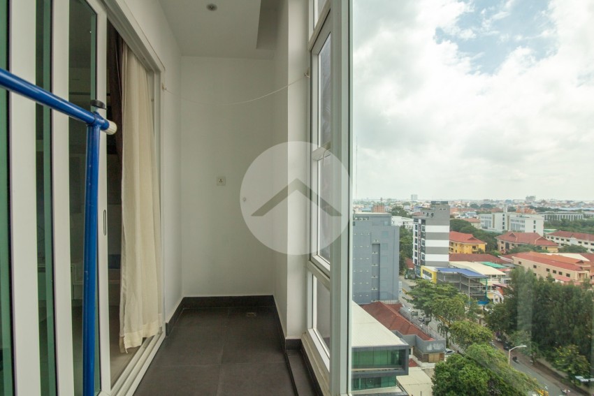 47 Sqm Studio For Rent- Silvertown, BKK1, Phnom Penh